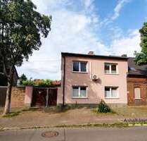 Haus zum Kaufen in Bitterfeld-Wolfen 118.000,00 € 120 m²