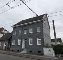 Haus zum Kaufen in Solingen 355.000,00 € 280 m²