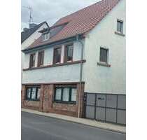 Haus zum Kaufen in Kleinwallstadt 699.000,00 € 330 m²