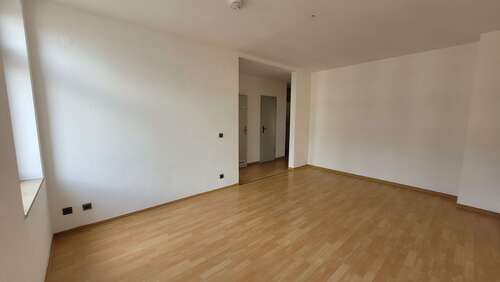 Foto - Wohnung zum Mieten in Chemnitz 255,00 € 51 m²