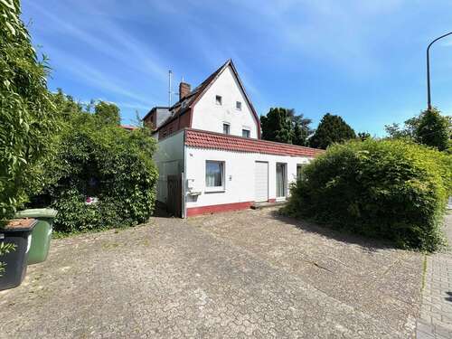 Foto - Haus zum Kaufen in Frankfurt 698.000,00 € 190 m²