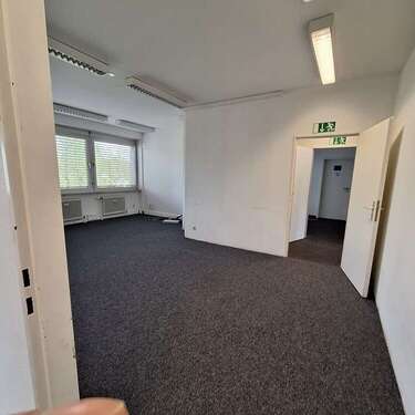 Foto - Büro in Frankfurt am Main Griesheim 1.150,00 € 125 m²