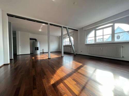 Foto - Wohnung zum Mieten in Singen (Hohentwiel) 1.500,00 € 186.41 m²