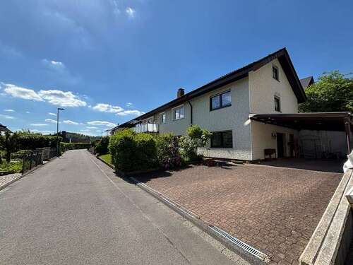Foto - Haus zum Kaufen in Bergneustadt 345.000,00 € 247 m²