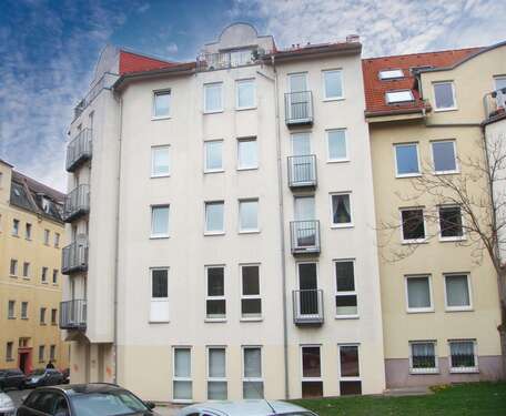 Foto - Wohnung zum Mieten in Halle 588,00 € 71 m²