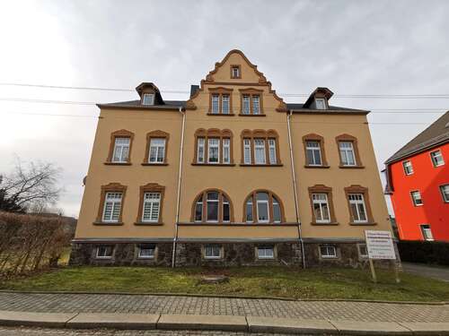 Foto - Wohnung zum Mieten in Hartmannsdorf 358,00 € 55 m²