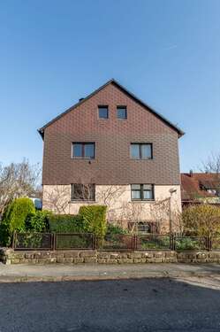 Foto - Haus zum Kaufen in Weinstadt 549.000,00 € 190 m²