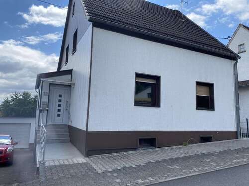 Foto - Haus zum Kaufen in Freisen Ortsteil Oberkirchen 175.000,00 € 120 m²