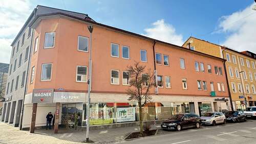 Foto - Haus zum Kaufen in Traunstein 735.000,00 € 410 m²