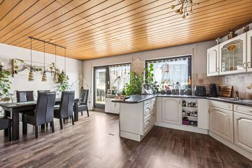 Foto - Haus zum Kaufen in Erlensee 1.390.000,00 € 600 m²