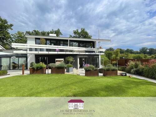 Foto - Haus zum Kaufen in Stuttgart 1.750.000,00 € 200 m²