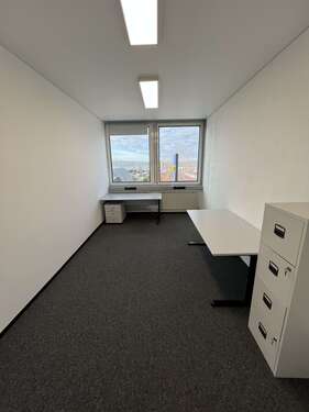 Foto - Büro in Talheim 433,32 € 18 m² - 433,32&nbsp;EUR Kaltmiete, ca.&nbsp; 18,00&nbsp;m&sup2;