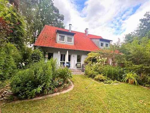 Foto - Haus zum Kaufen in Erlangen 760.000,00 € 119 m²