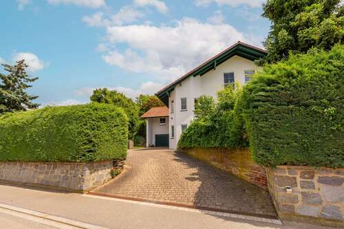 Foto - Haus zum Kaufen in Geiselhöring 699.000,00 € 390 m²