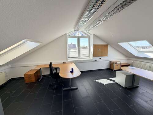 Foto - Büro in Neustadt am Rübenberge 968,54 € 108.52 m²