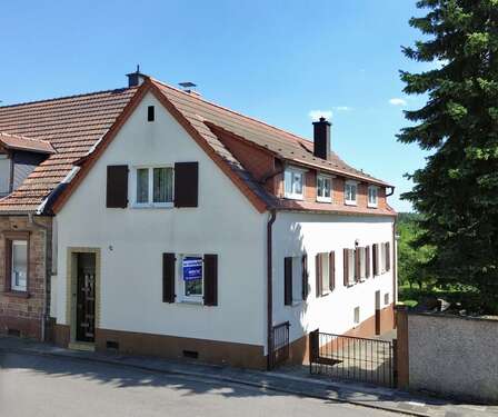 Foto - Haus zum Kaufen in Kaiserslautern 249.000,00 € 158.42 m²