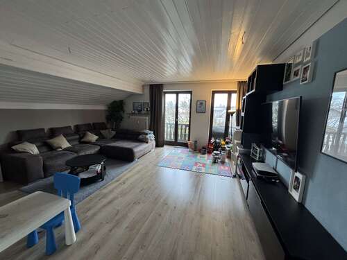 Foto - Wohnung zum Mieten in Forstinning 1.050,00 € 100.1 m²