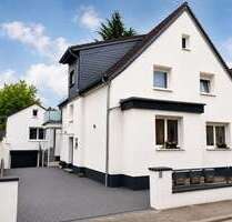 Haus zum Kaufen in Bischofsheim 895.000,00 € 285 m²