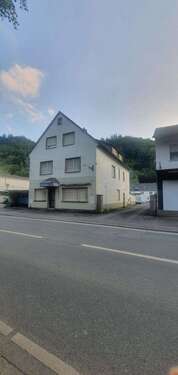 Foto - Haus zum Kaufen in Werdohl 345.000,00 € 315 m²