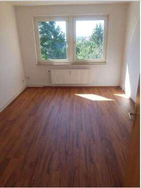 Foto - Wohnung zum Mieten in Neukieritzsch 310,00 € 33 m²