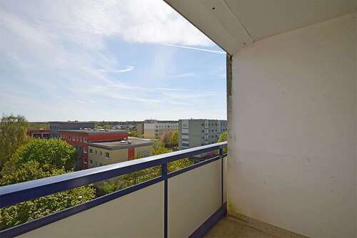 Foto - Wohnung zum Mieten in Halle (Saale) 235,88 € 31.45 m²