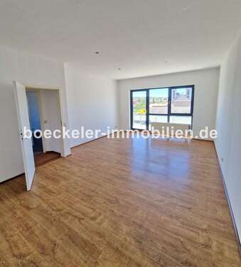 Foto - Wohnung zum Mieten in Naumburg 660,00 € 101.35 m²