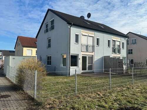 Foto - Haus zum Mieten in Weiden 1.350,00 € 136 m²