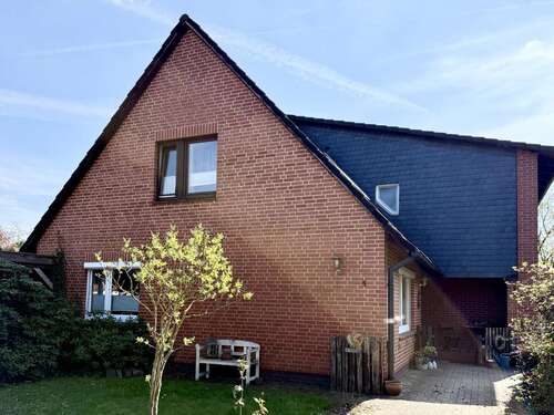 Foto - Haus zum Kaufen in Winsen (Aller) Bannetze 389.000,00 € 244 m²