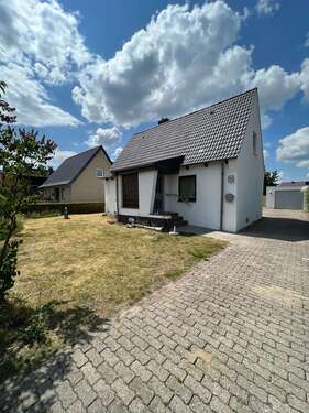 Foto - Haus zum Mieten in Pinneberg 1.600,00 € 122.49 m²