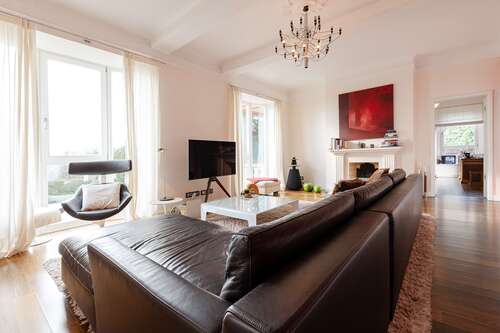 Foto - Haus zum Kaufen in Hofheim 2.224.000,00 € 302 m²