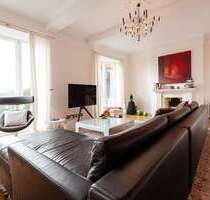 Haus zum Kaufen in Hofheim 2.224.000,00 € 302 m²