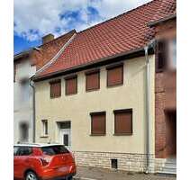 Haus zum Kaufen in Gröningen 68.000,00 € 90 m²