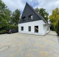 Haus zum Mieten in Neumünster 1.840,00 € 150 m²