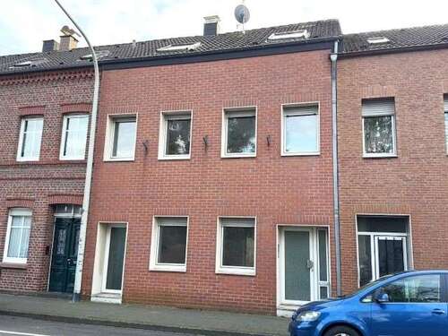 Foto - Haus zum Kaufen in Mönchengladbach -Giesenkirchen 197.000,00 € 165 m²
