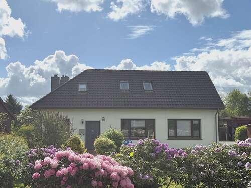 Foto - Haus zum Mieten in Brake 745,00 € 120 m²