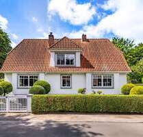 Haus zum Kaufen in Hamburg 1.750.000,00 € 197 m²