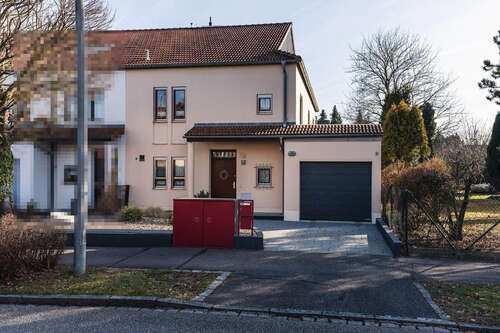 Foto - Haus zum Kaufen in Straubing 500.000,00 € 145 m²