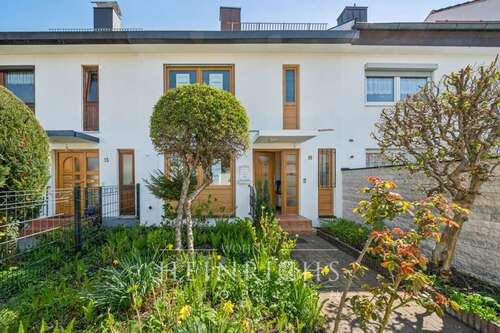 Foto - Haus zum Kaufen in Neufahrn 689.000,00 € 139.94 m²