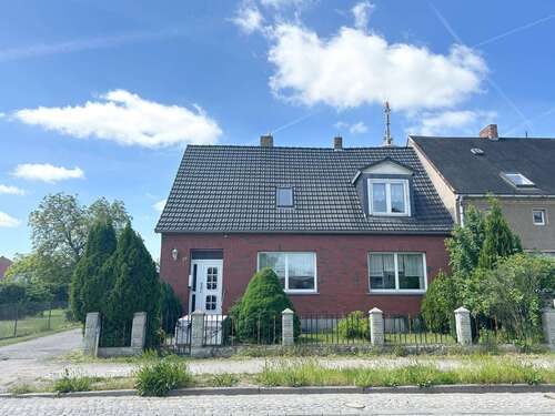 Foto - Haus zum Kaufen in Perleberg 179.000,00 € 150 m²