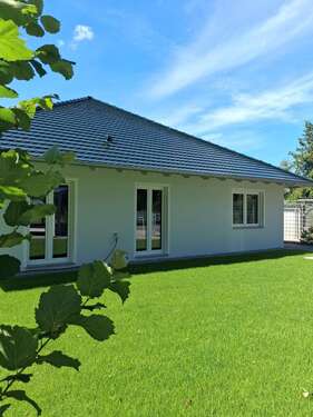 Foto - Haus zum Mieten in Cottbus Kiekebusch 1.700,00 € 130 m²