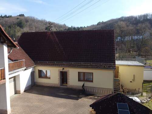 Foto - Haus zum Kaufen in Hefersweiler 105.000,00 € 135 m²