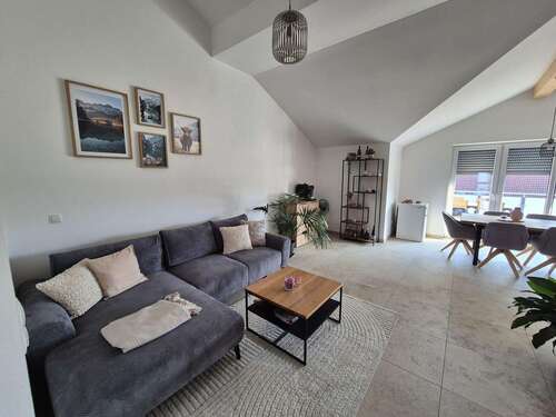 Foto - Wohnung zum Mieten in Essenbach 1.060,00 € 89 m²