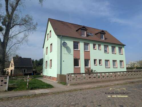 Foto - Wohnung zum Mieten in Greppin 330,00 € 50.78 m²