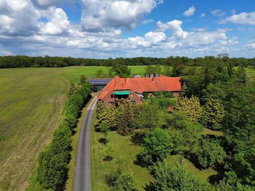 Foto - Haus zum Kaufen in Warmsen 351.000,00 € 465 m²