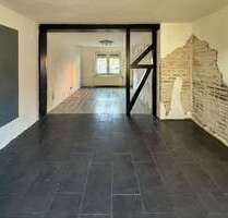 Haus zum Kaufen in Oschersleben 44.000,00 € 142 m²