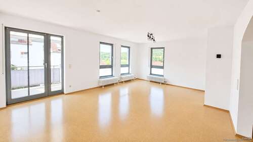 Foto - Wohnung zum Mieten in Greding 621,00 € 69 m²