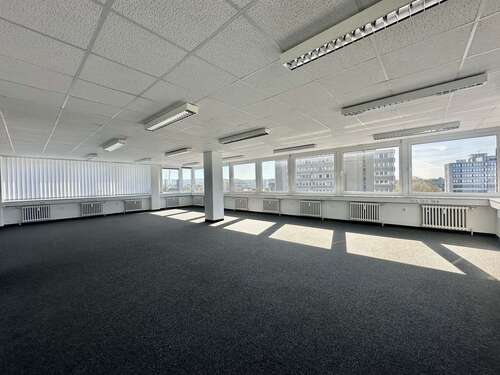 Foto - Büro in Düsseldorf 3.575,00 € 325 m²