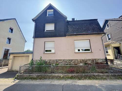 Foto - Haus zum Kaufen in Kirchen 154.000,00 € 127 m²