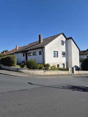 Foto - Haus zum Kaufen in Höchberg 750.000,00 € 254 m²