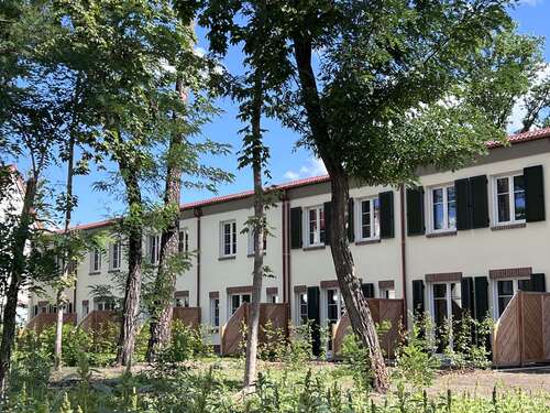 Foto - Haus zum Mieten in Beelitz 1.599,00 € 106.97 m²